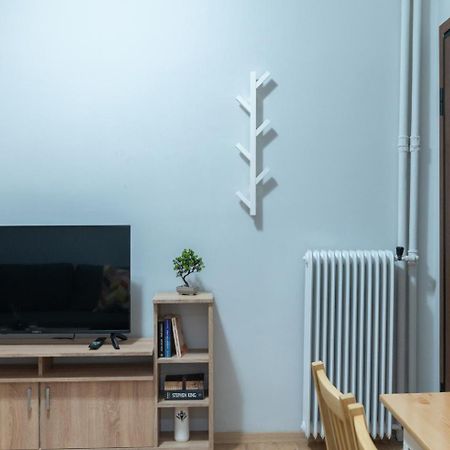 Entire Apt, 2 Bdrm, City Center Athens Luaran gambar
