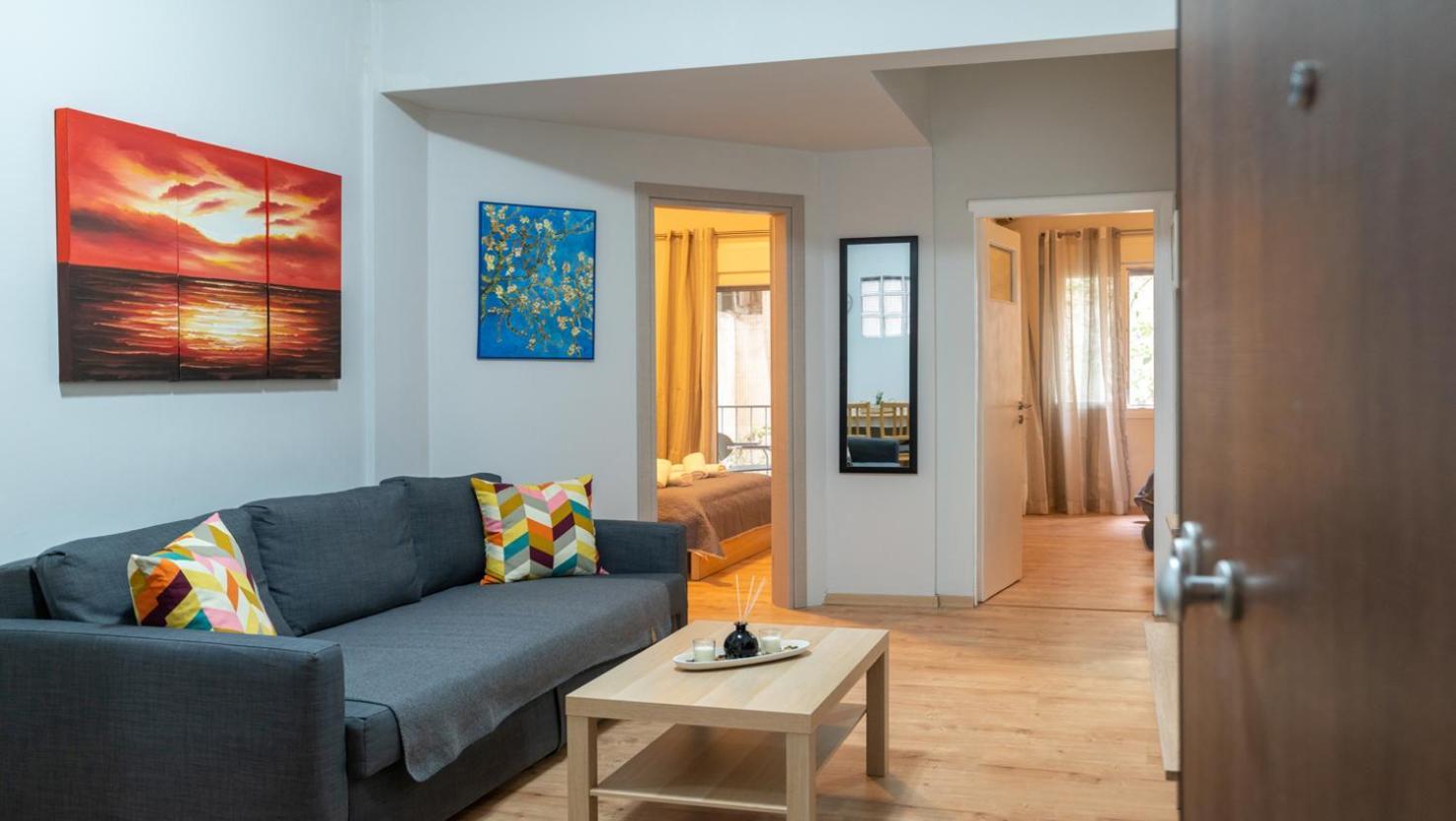 Entire Apt, 2 Bdrm, City Center Athens Luaran gambar
